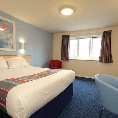 Travelodge Bath Waterside Exterior foto